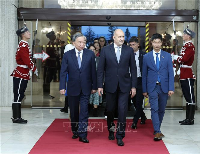 Tổng Bí thư Tô Lâm và Phu nhân tham quan Bảo tàng Lịch sử Quốc gia Bulgaria